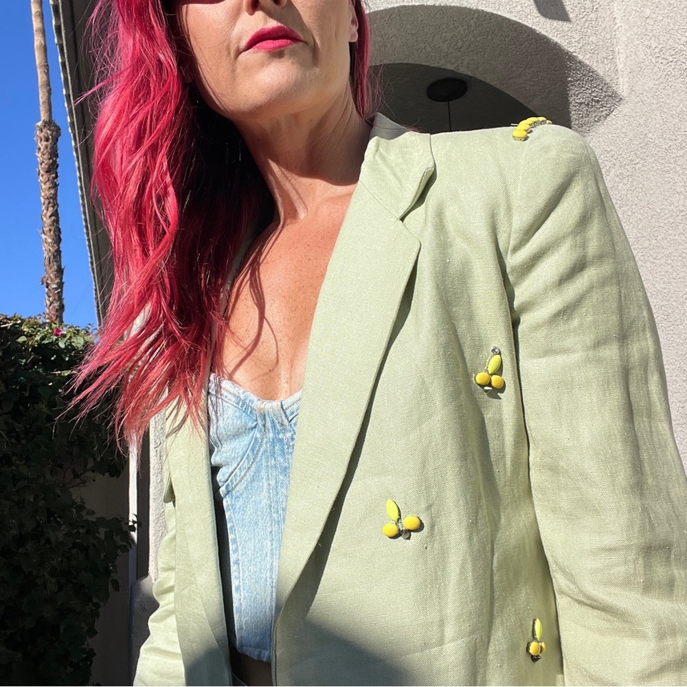 Upcycled vintage green beaded blazer - Picture 4 of 13